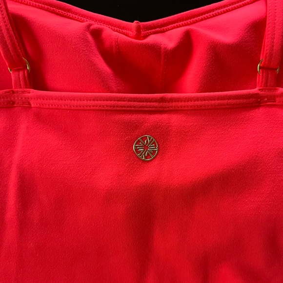 UPF 50+ Luxletic Scallop Tank and Bike Short Matching Set, Size Medium - Picture 5 of 14